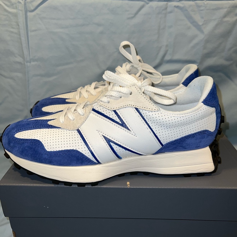Brand new mens new balance sneakers size 12
